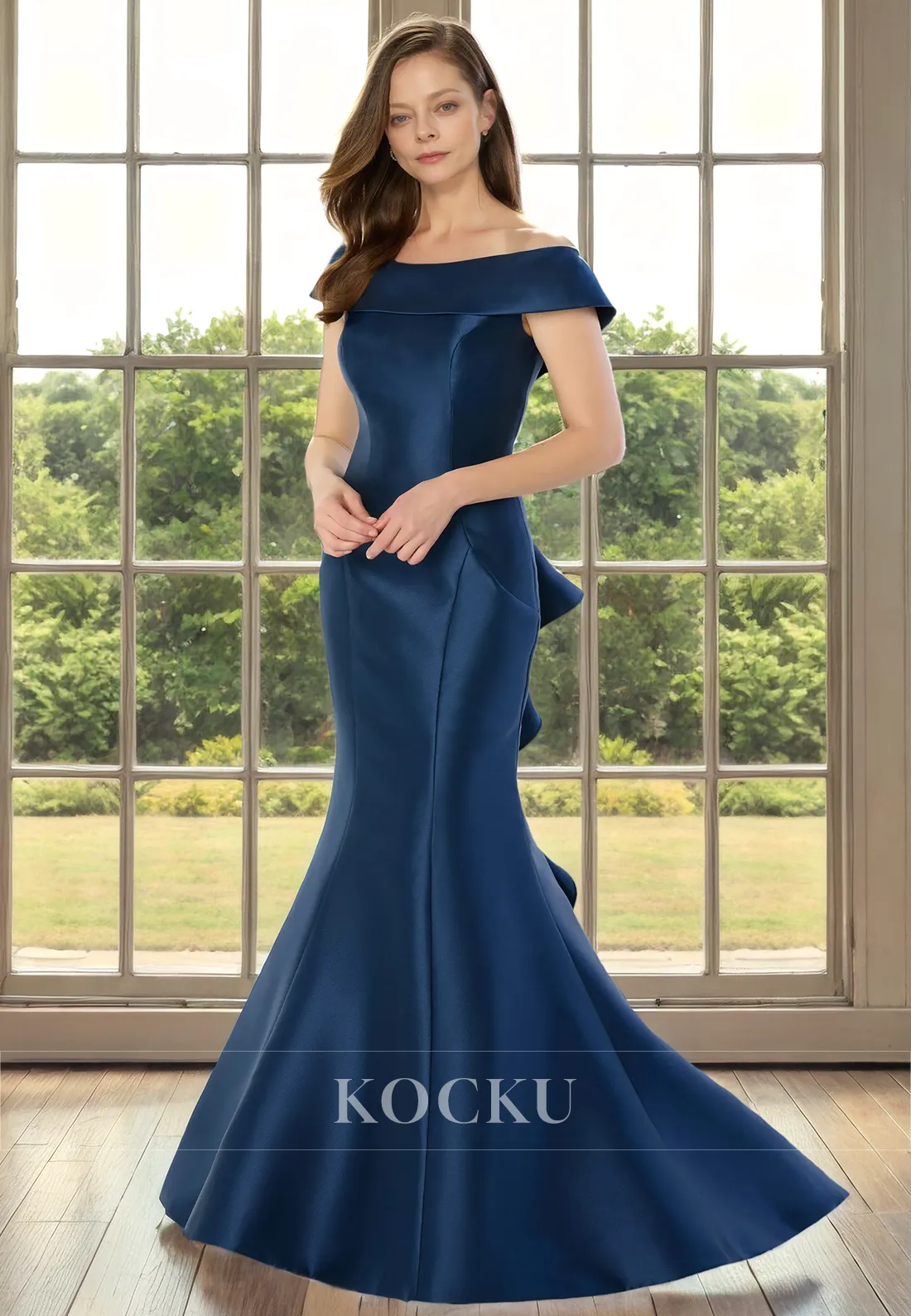 Gorgeous & Charming Mermaid Satin Cocktail Mother of the Bride Dress